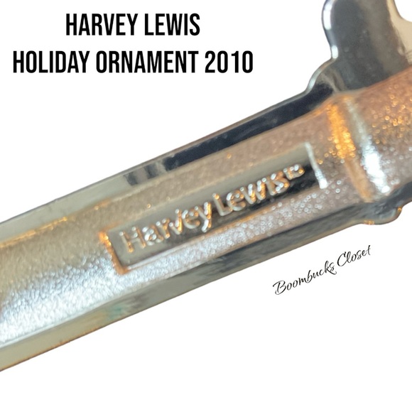 Harvey Lewis Holiday Ornament Our first Home 2010 Silver Key Swarovski ornament - Picture 8 of 15